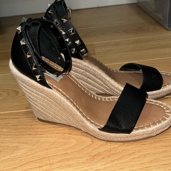 Steve Madden Studded Wedges (10) - Picture 1 of 4
